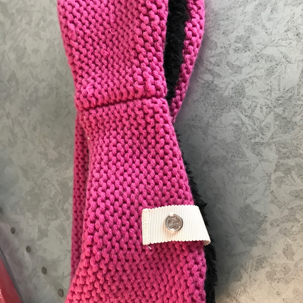 MAKE AN OFFER! Will donate! Lululemon pink winter jogger ear warmer